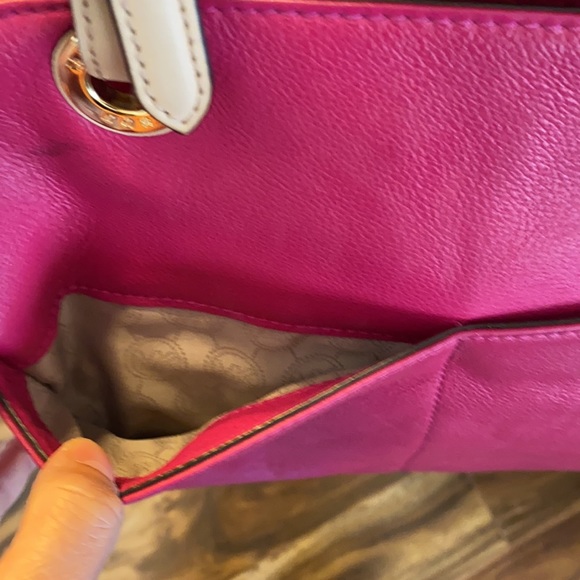 SOLD Michael Kors Leather Tote - Picture 6 of 10